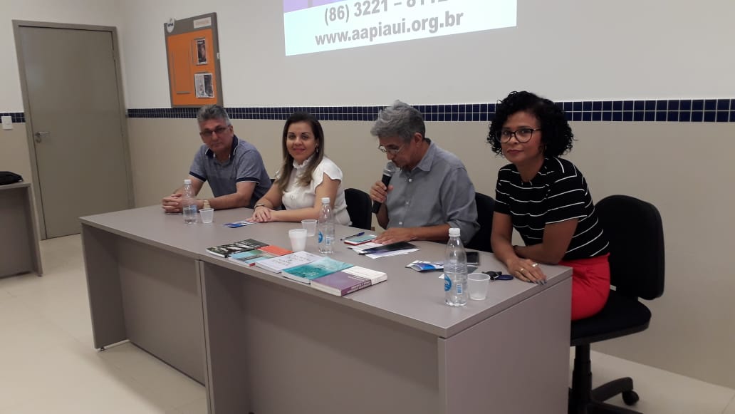 Alcoólicos Anônimos promovem Mesa Redonda com Profissionais