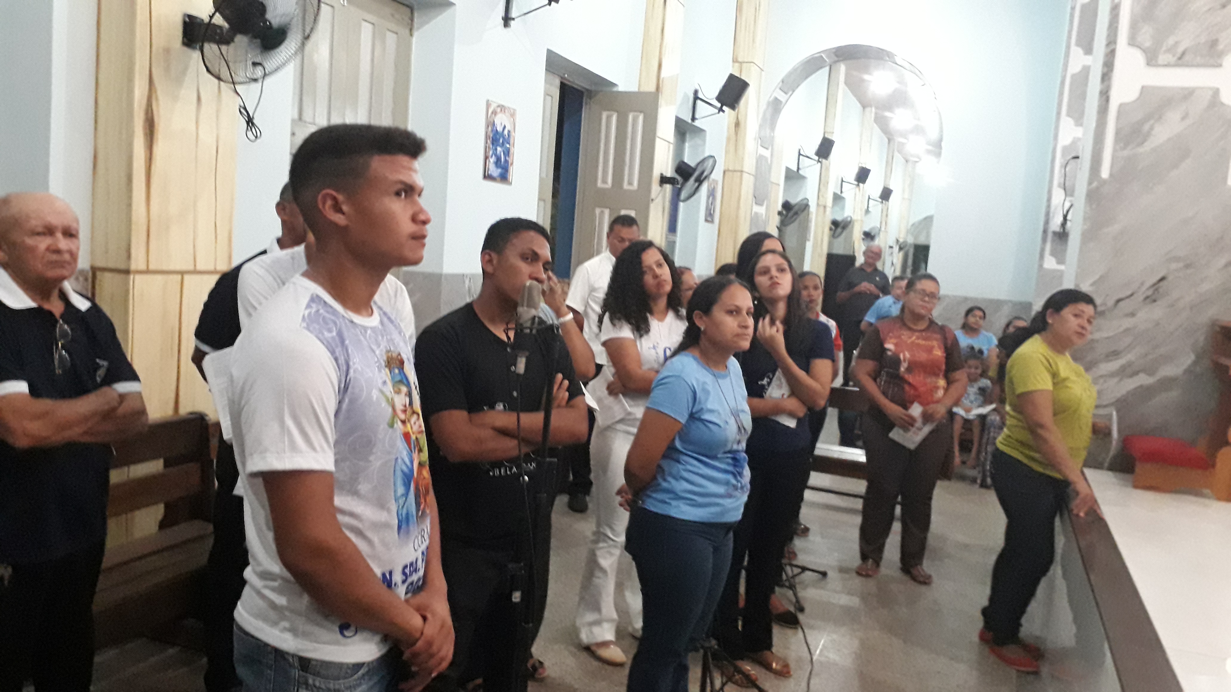 Grupos de Igreja são Abençoados em Missa de Ação de Graças