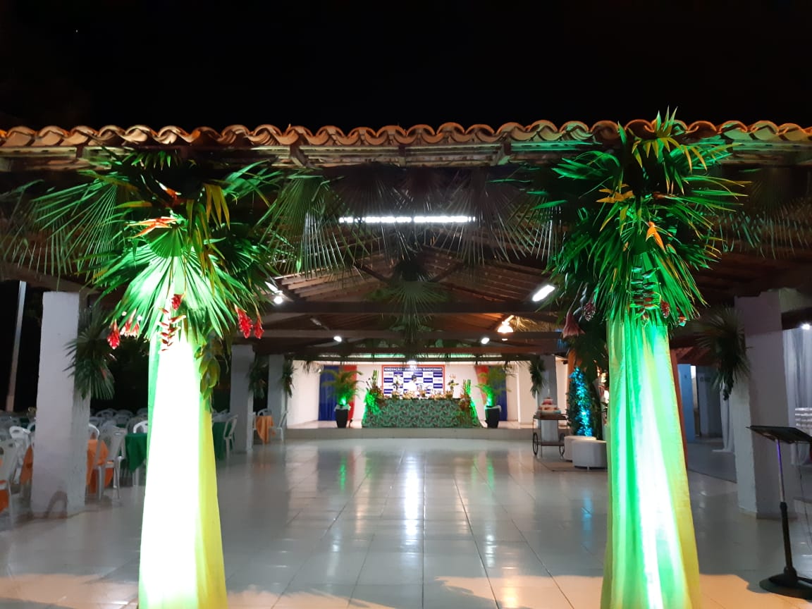 SISMUJOF Realizou o XVIII Baile do Servidor Público (Noite Tropical).