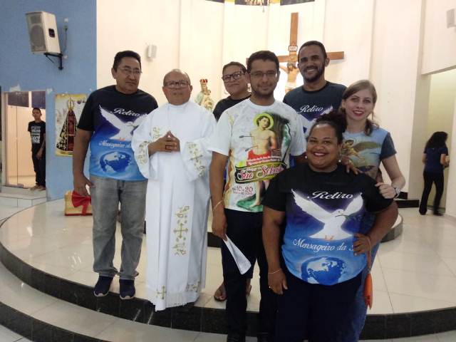 Retirantes são Abençoados na Missa do Envio.