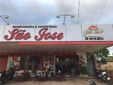 Dia 8 de julho comemora-se o Dia do Padeiro ou Dia do Panificador.