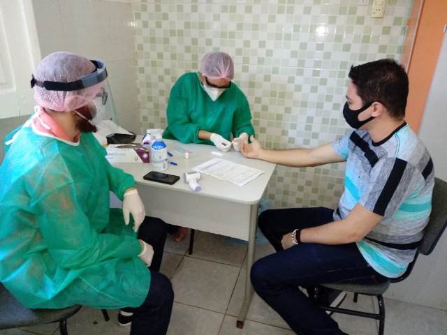 APAE-José de Freitas realiza testes de Covid-19 em Profissionais da Entidade.