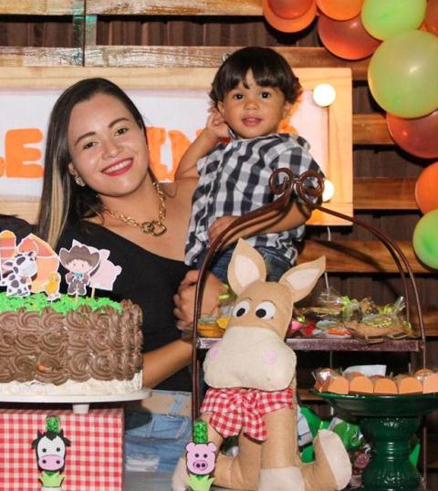 Luis Benício e sua Festa de Aniversário com o Tema “FAZENDINHA”!