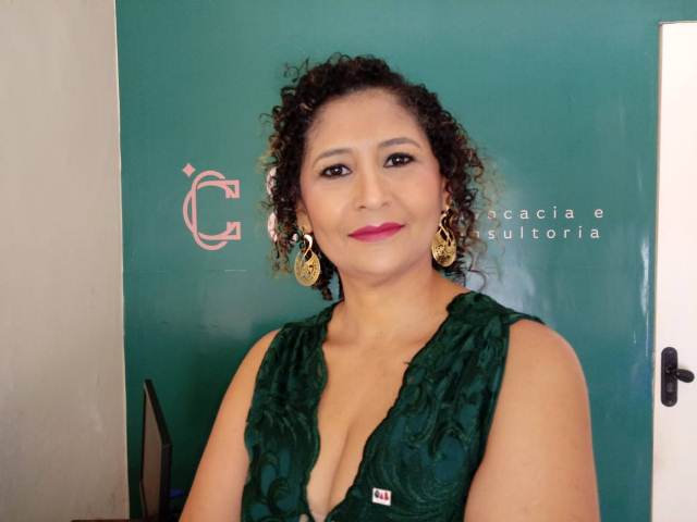 Uma Homenagem à Advogada Carla Cruz pela passagem de seu aniversário.