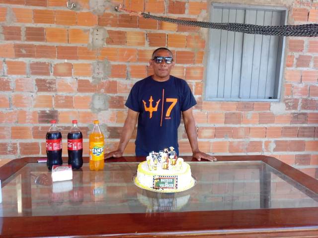 Valdeci Comemora seu Aniversário em Alto Estilo.