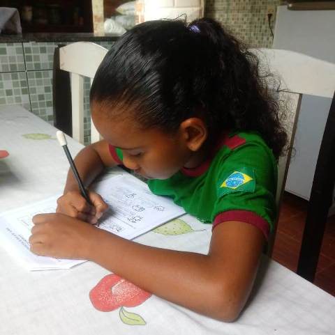 Alunos das Escolas Municipais e as Atividades Não Presenciais, vamos conhecer um pouco desta rotina