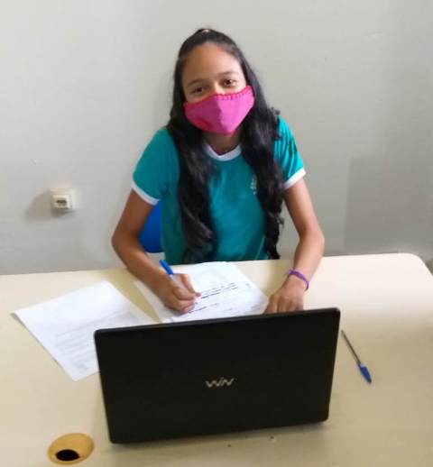 Isabelle Nogueira Aluna da Escola Pública Municipal Participa da Prova da “OBM”