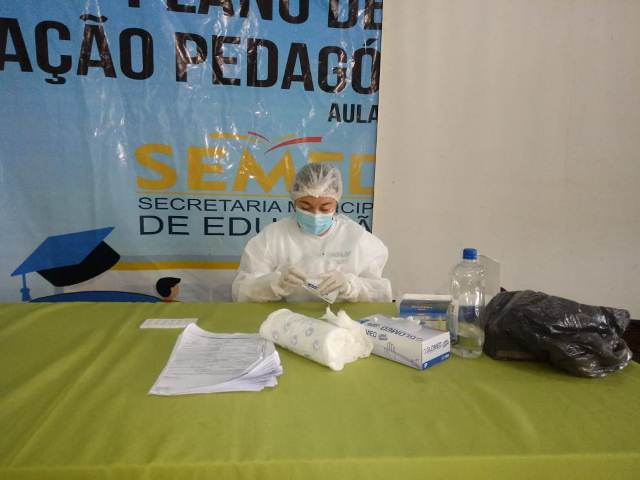 SEMED em Parceria com a Secretaria de Saúde Realiza Testes para Covid-19