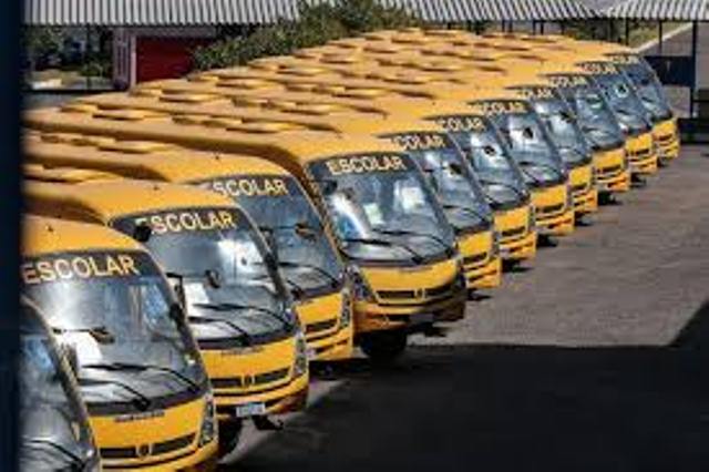 Piauí recebe 32 novos ônibus escolares do Ministério da Educação