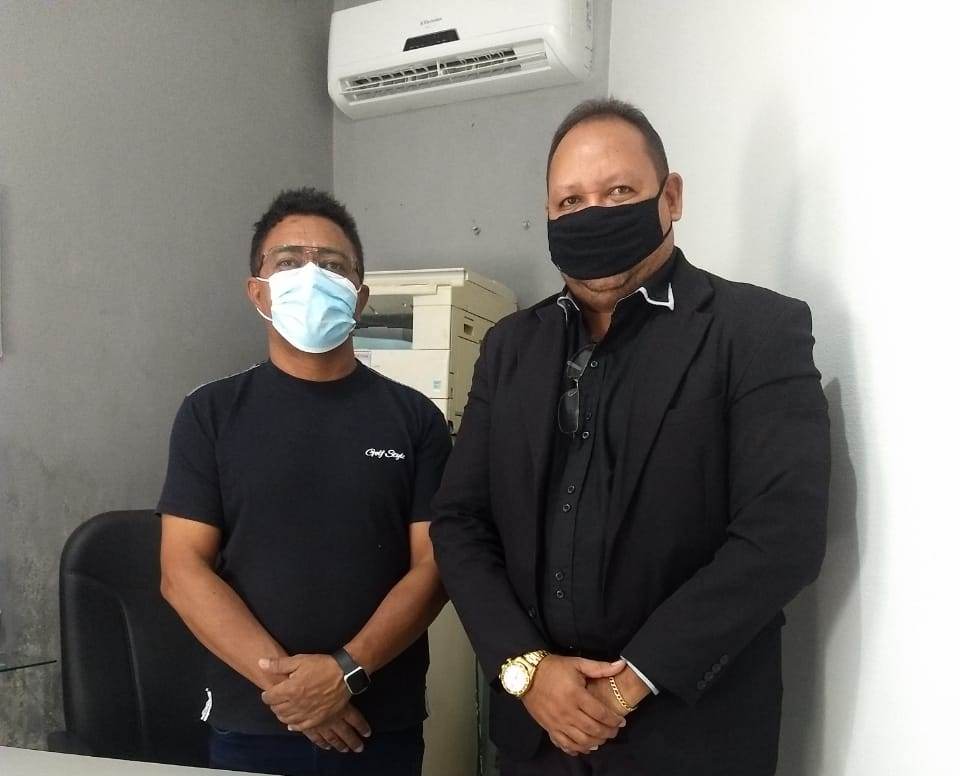 Escritório Advogados Associados Reforça sua Equipe Empossando o advogado Dr. Alexandre Rodrigues