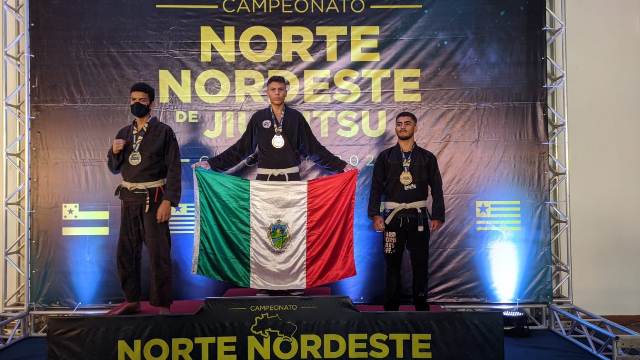 Projeto Social QG da Luta de José de Freitas Participa de Campeonato e Conquista Medalhas
