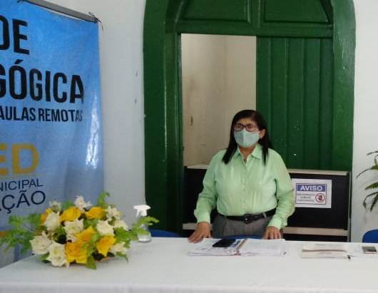 Secretária de Educação Reúne Gestores de Escolas Para Esclarecimentos e Informações