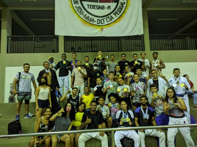 Atletas Freitenses Participam do Campeonato Piauiense de Jiu-Jitsu e Conquistam Medalhas