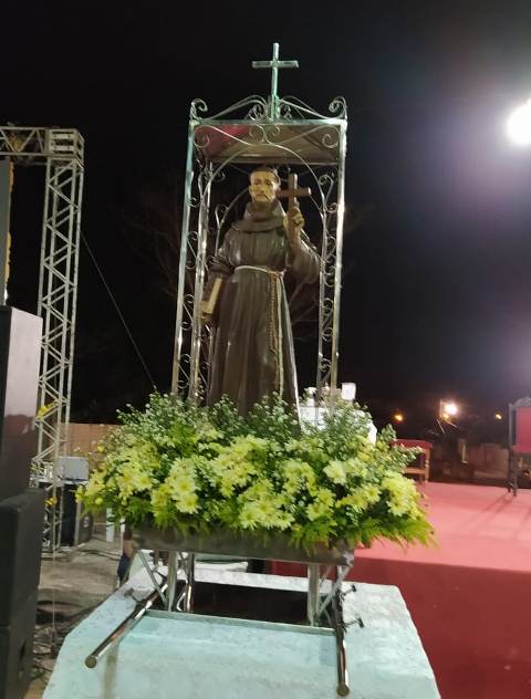 Fiéis Franciscanos Comparecem à Abertura do Festejo de São Francisco das Chagas na Cidade de José de Freitas-PI