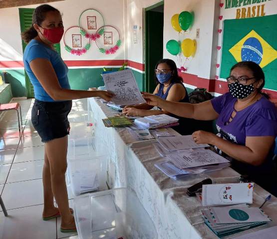 SEMED Fez Entrega do 6º Caderno de Atividades Não Presenciais