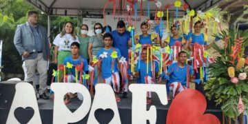 Corpo de Dança da APAE de José de Freitas Anima a Abertura da 1º Florart