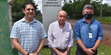 Equipe do Sebrae, IFPI e Prefeitura de José de Freitas tratam de parcerias sobre Educação Empreendedora e Turismo