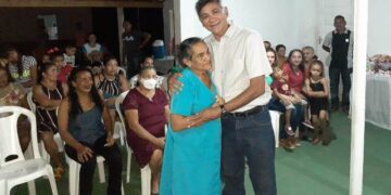 Vereador Roberval Santos Participa da Festa das Mães na Comunidade Tamboril