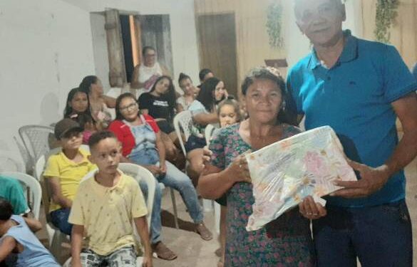 Vereador Roberval Santos Realiza Festividade para Homenagear as Mães na Comunidade Passagem das Emas