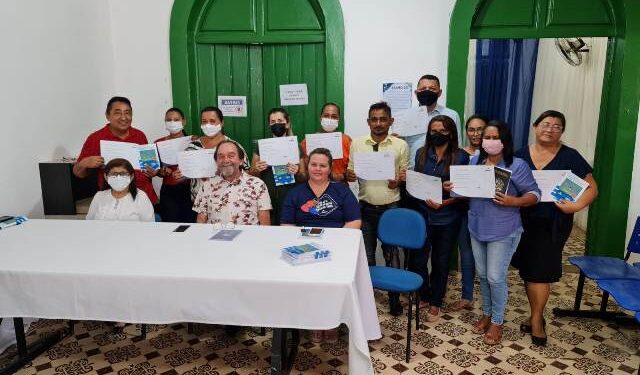 SEMAT, SEMED e SENAC Fazem Entrega de Certificados a Gestores de Escolas Municipais