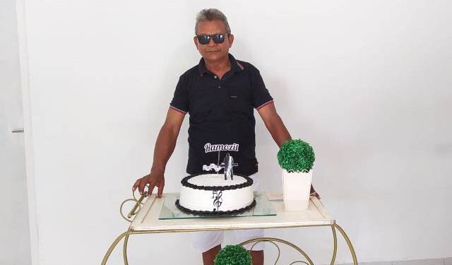 Cantor Seresteiro Ramozil Silva Comemora seus 60 anos em Grande Estilo