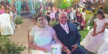 Casal Antônio Gomes & Amparo Holanda Celebram as Bodas de Esmeralda