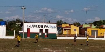 Prefeitura de José de Freitas Entrega Estádio de Futebol aos Moradores do Bairro Deus Me Deu