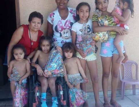 Crianças Carentes Ganham Presente neste Dia 12 de Outubro “Dia da Criança”