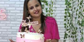 Lurdyanne Barbosa Celebra a Vida ao Lado de Amigos e Familiares