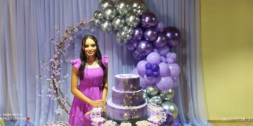 Dápheny Camile na Comemoração de seus 18 Anos