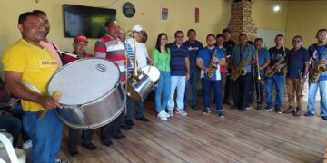 Secretário Rummenigge Rocha Oferta Café à Banda de Música Estrela do Norte