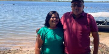 O Casal Pedro Filho e Lúcia Santos Celebra as Bodas de Seda