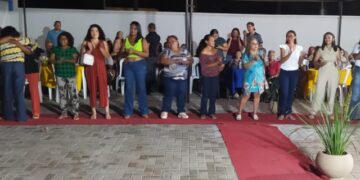 Artesãs da Turma da Arte Realizam Desfile da Inclusão Artesanal