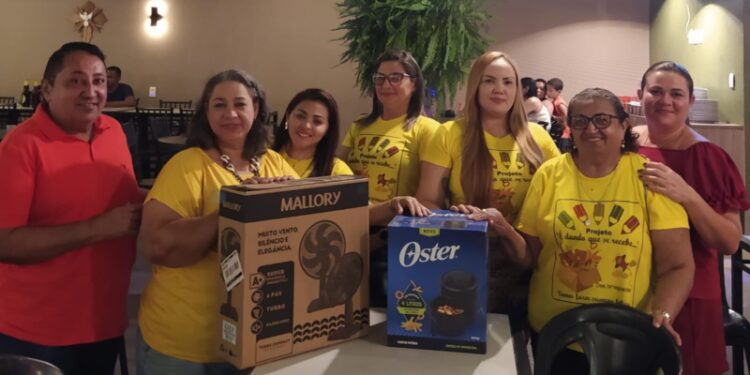 Projeto É Dando Que Se Recebe Realiza Confraternização e Sorteio Solidário