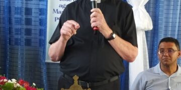 Padre Eduardo da Rede Século 21 Visita APAE de José de Freitas-PI