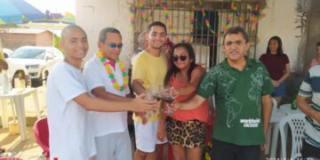 O Casal Professor Adriano e Dra. Socorro Promove a Animação do Zé Pereira com muita Alegria e Gratidão