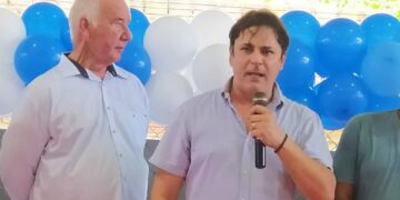 Prefeito Roger Linhares Entrega Quadra Poliesportiva de Escola Pública Municipal