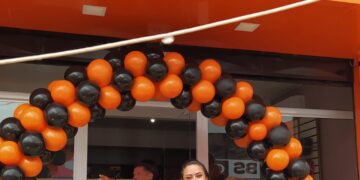 Valentina Calçados Comemora 1 Ano de Atividade na Cidade de Barras