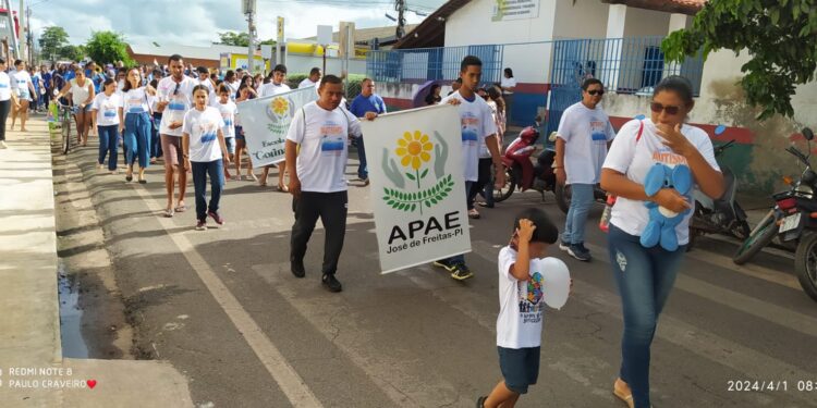 Caminhada Abre a Programação da Semana de Conscientização do Autismo