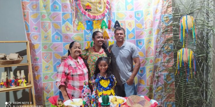 Artesã Joana Morena Celebra a Vida em Ritmo de São João-O Arraiá da Joana