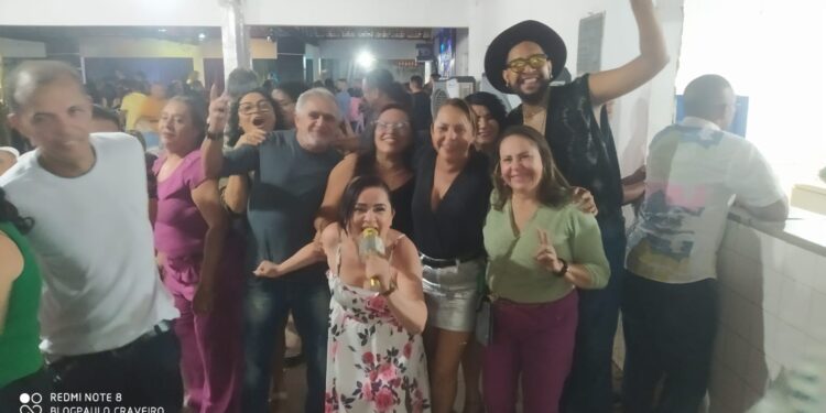 XII Baile dos Anos 80 uma noite de magia no tempo