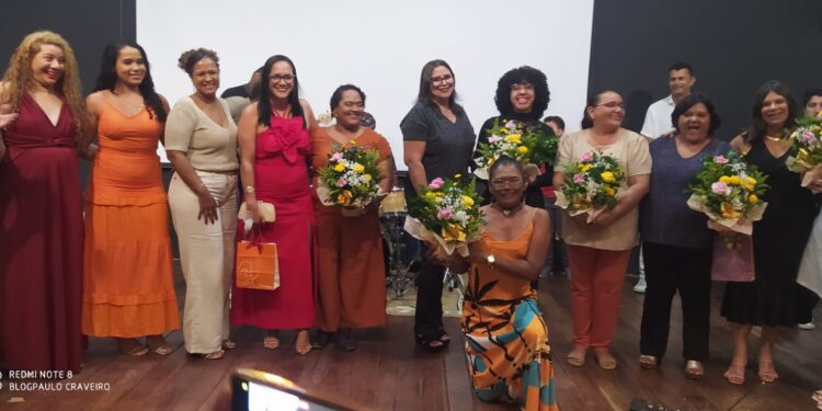 Mulheres em Cena com Show de Talentos Encerra as Festividades da Semana da Mulher