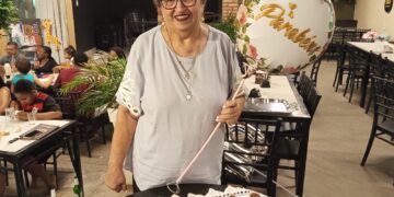 Lúcia Craveiro Celebra 70 Anos de Vida com Alegria