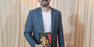 Escritor Alan Holanda Lança o Livro “Não foi de repente, os sinais estavam lá”