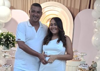 Casal Lucas e Nicoe Realiza Chá de Revelação