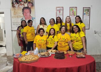 Projeto Social “É Dando Que Se Recebe” Realiza Celebração das MÃES