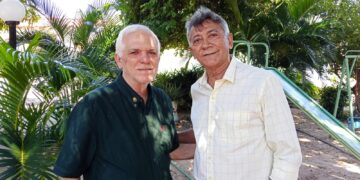 Vereador Roberval Santos Organiza Reunião com a presença do vice-governador Themistocles Sampaio Filho